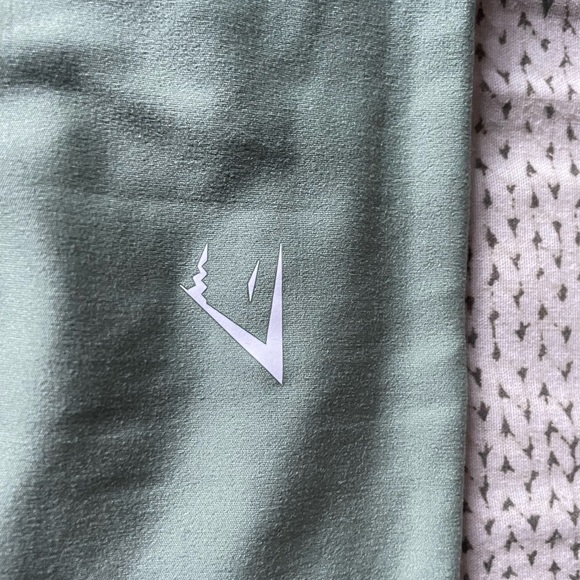 Gymshark capri leggings  - mint green - Picture 5 of 6